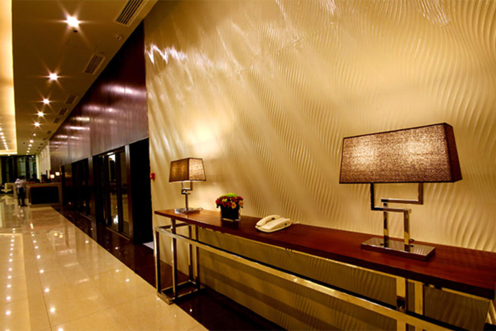 Mandarin Plaza Hotel Cebu Exterior photo